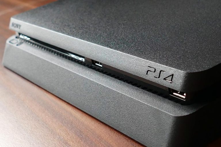 Czy warto wykupić dostęp do PlayStation Plus?