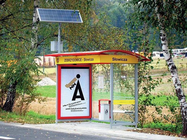 Wiaty solarne – jak wykorzystać energię słoneczną w infrastrukturze miejskiej?